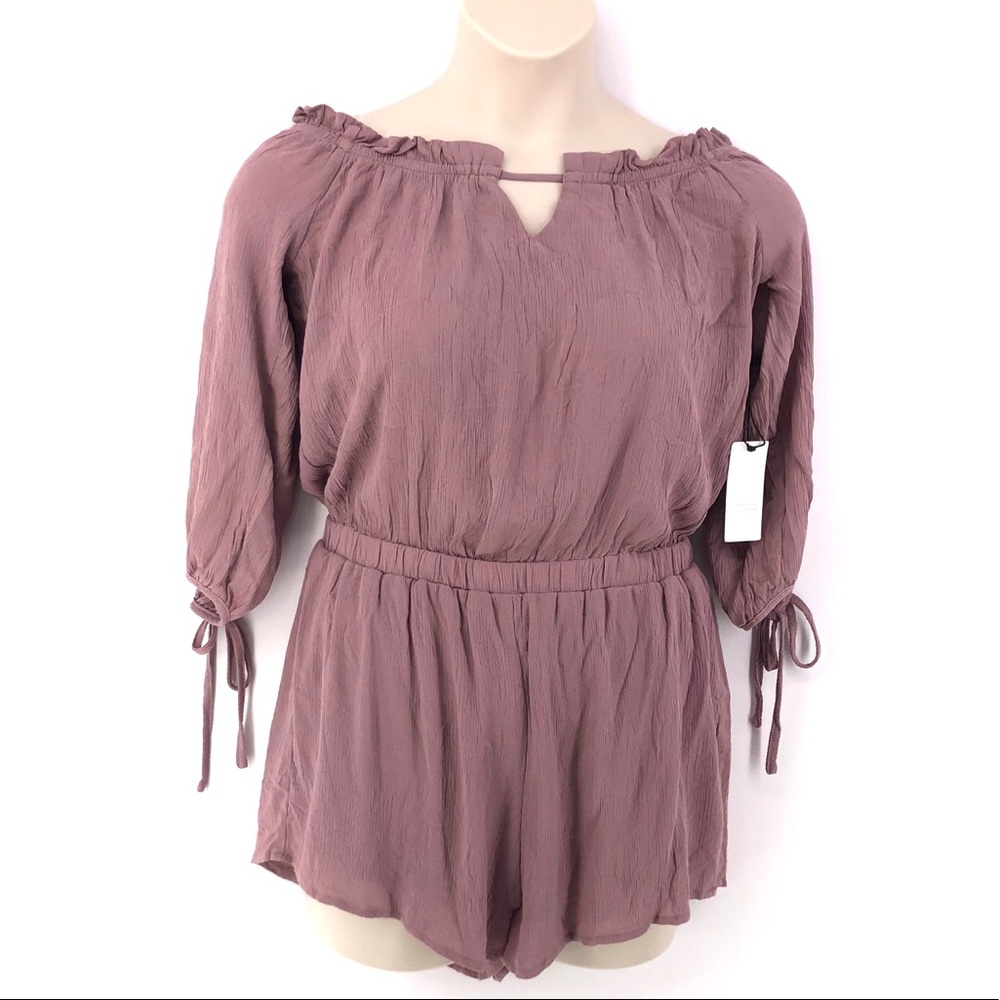 Active USA Mauve Off Shoulder Shorts Romper L